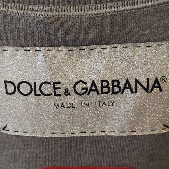 Dolce & Gabbana Sweatshirt - Picture 8 of 11